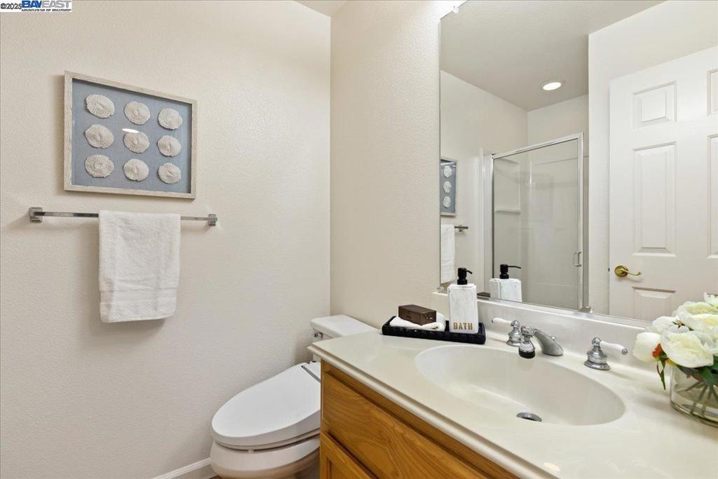 SUMMERGLEN - Residential