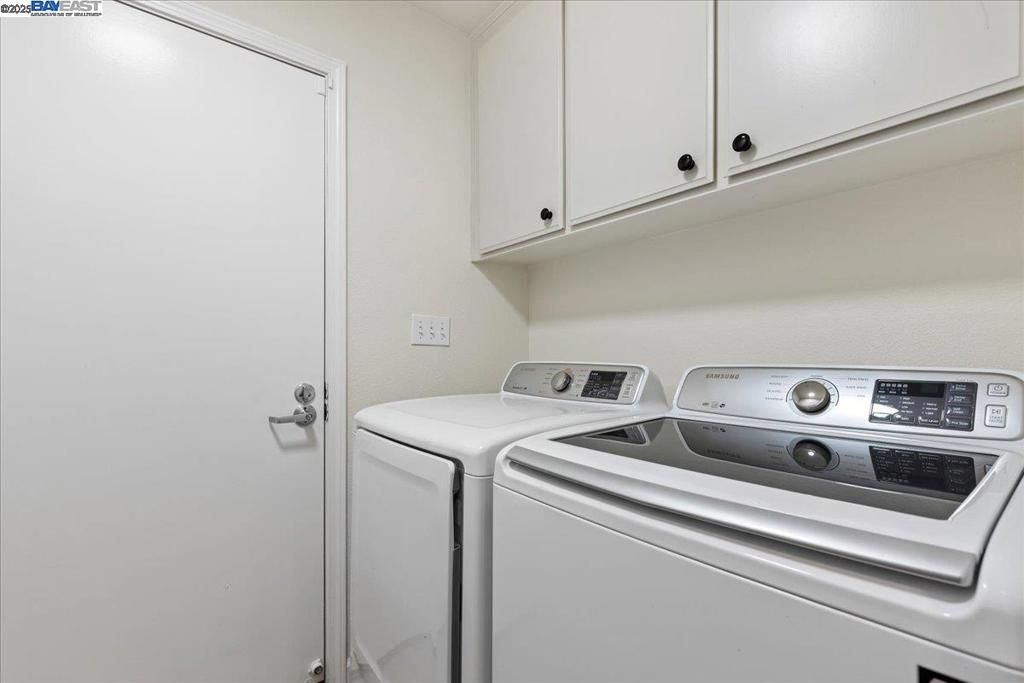 SUMMERGLEN - Residential