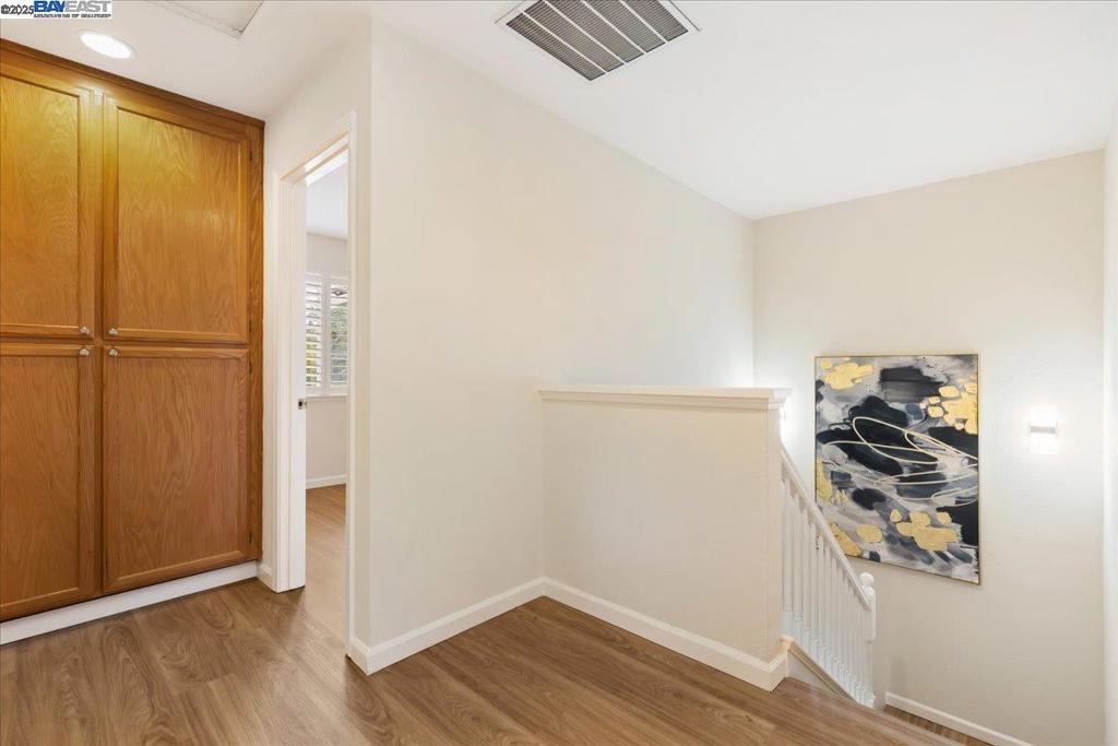 SUMMERGLEN - Residential