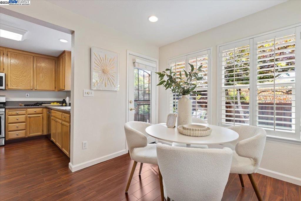 SUMMERGLEN - Residential