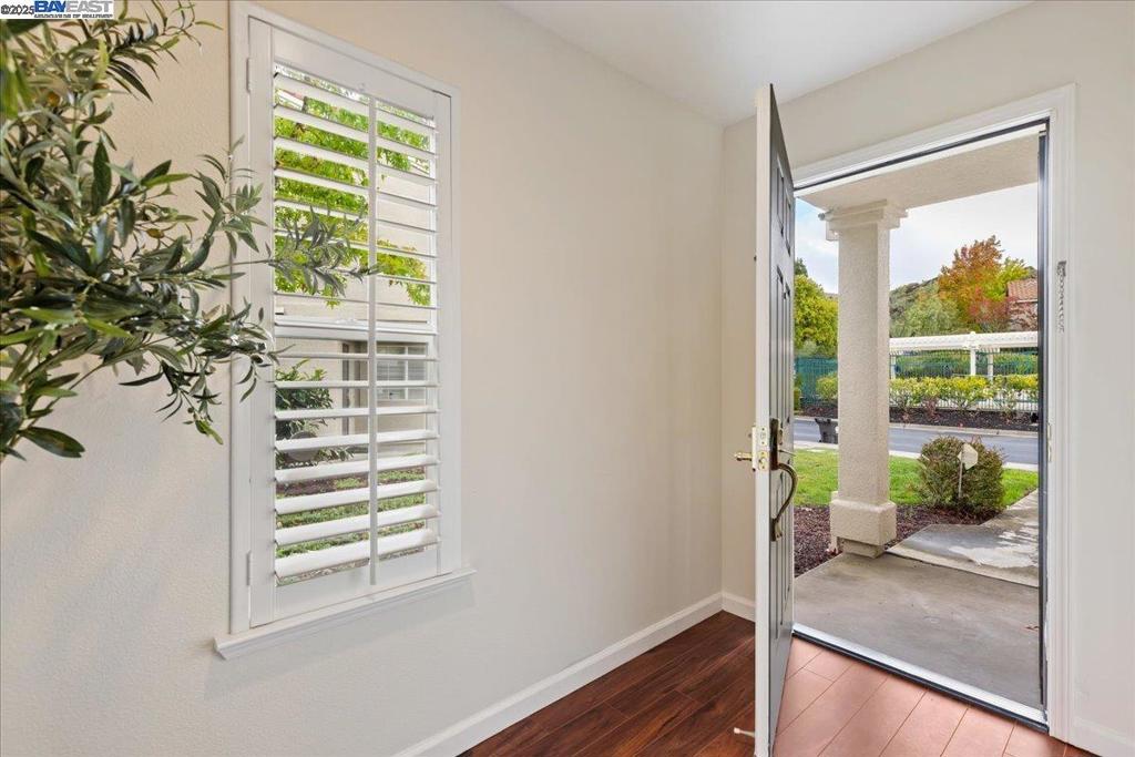 SUMMERGLEN - Residential