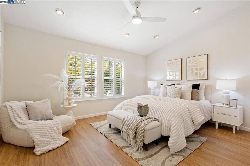 SUMMERGLEN - Residential