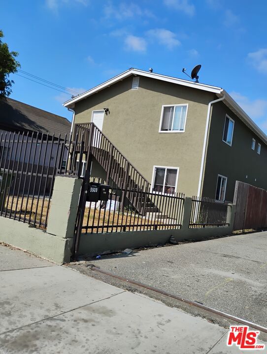 - Residential Lease