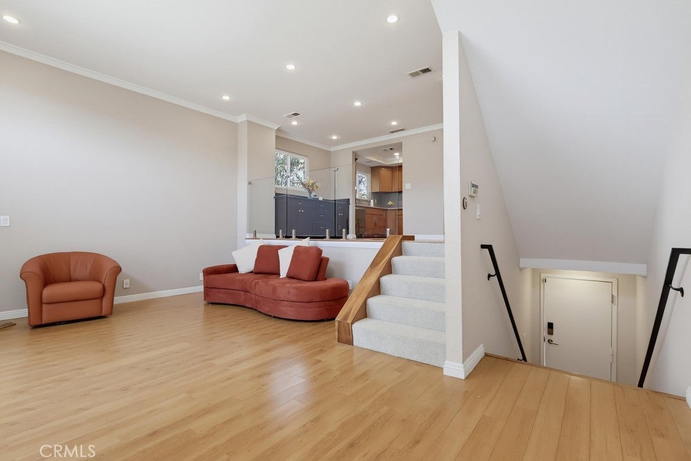 415 Sefton Avenue G
