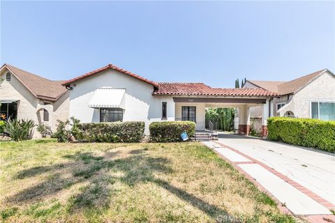 Photo of 739 W Glenoaks BLVD, Glendale, CA 91202 (MLS # SR26086045)