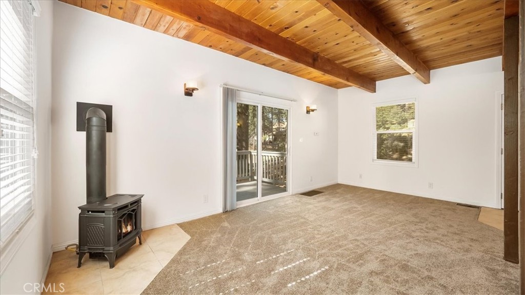 33283 Holcomb Creek
