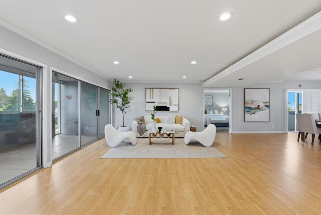 111 Wellesley 2N
