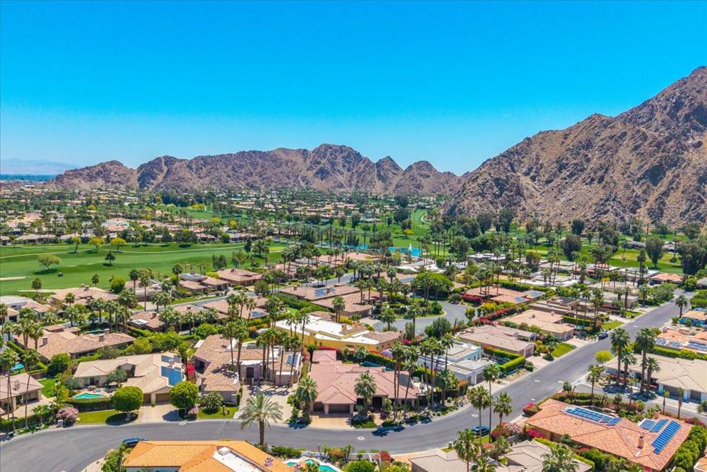 Indian Wells C.C. - Residential Lease