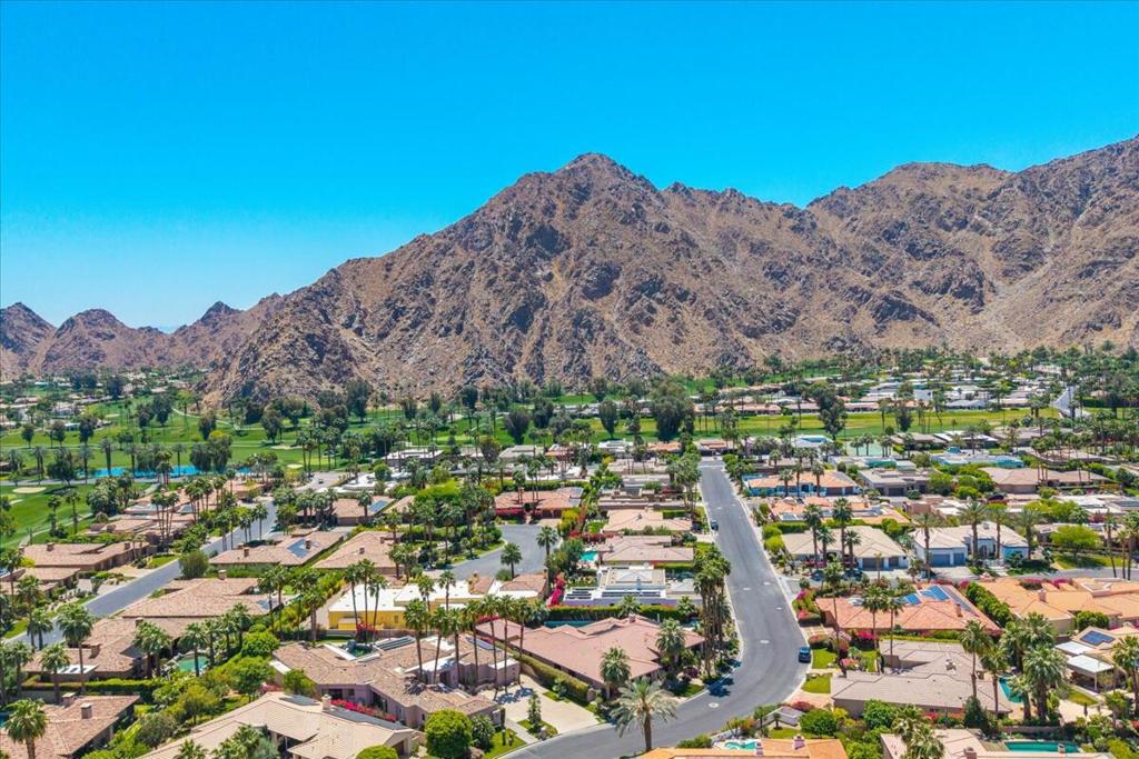 Indian Wells C.C. - Residential Lease