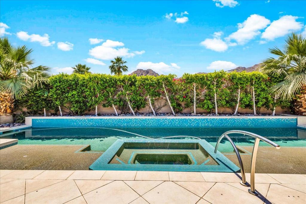 Indian Wells C.C. - Residential Lease