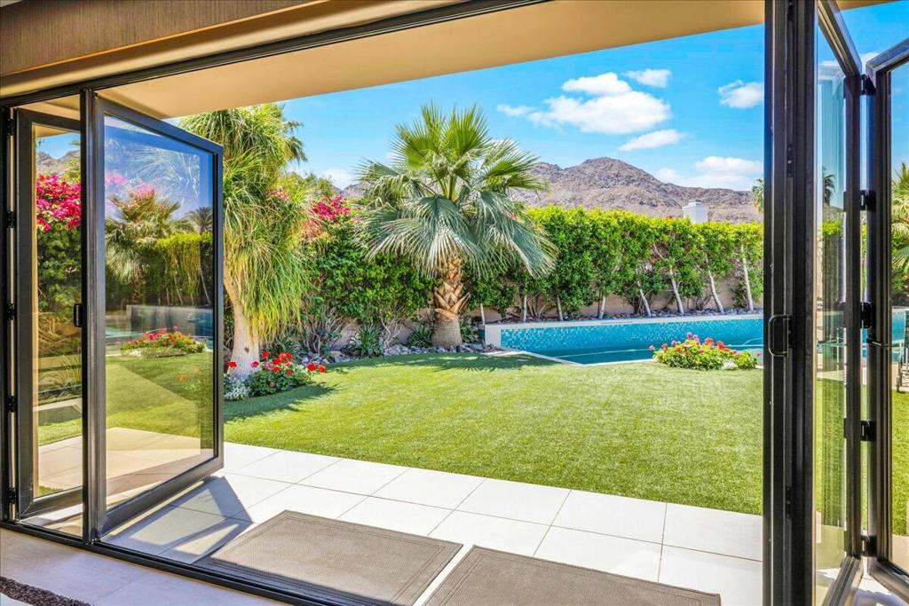 Indian Wells C.C. - Residential Lease
