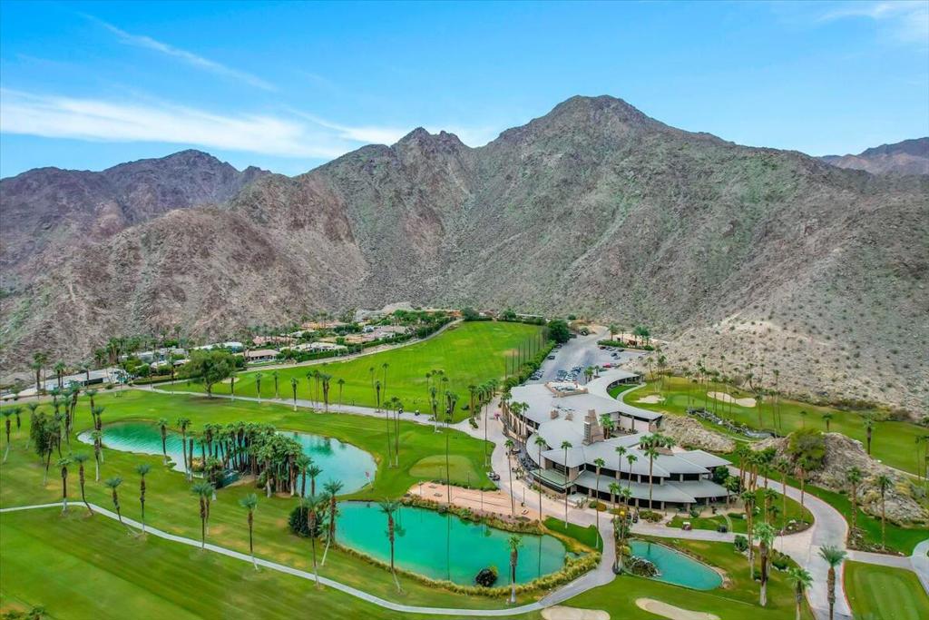 Indian Wells C.C. - Residential Lease
