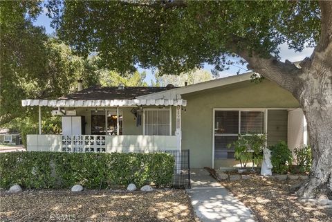 19226 Avenue Of The Oaks A Newhall CA 91321