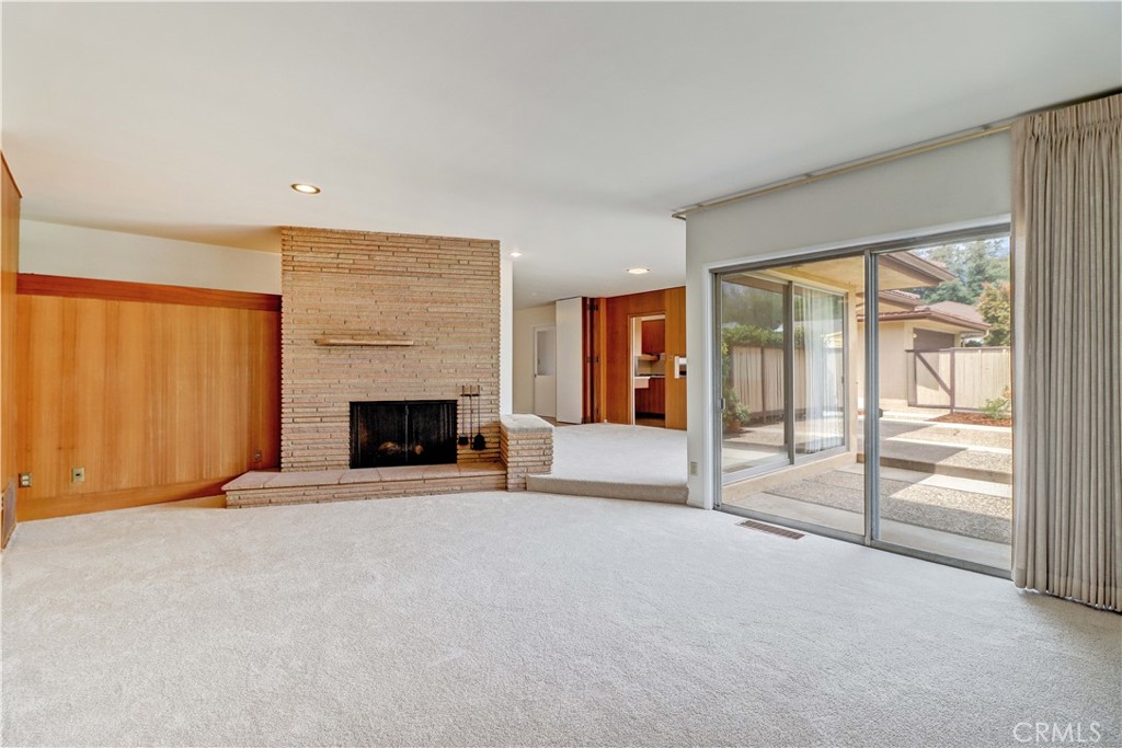2175 Queensberry Road