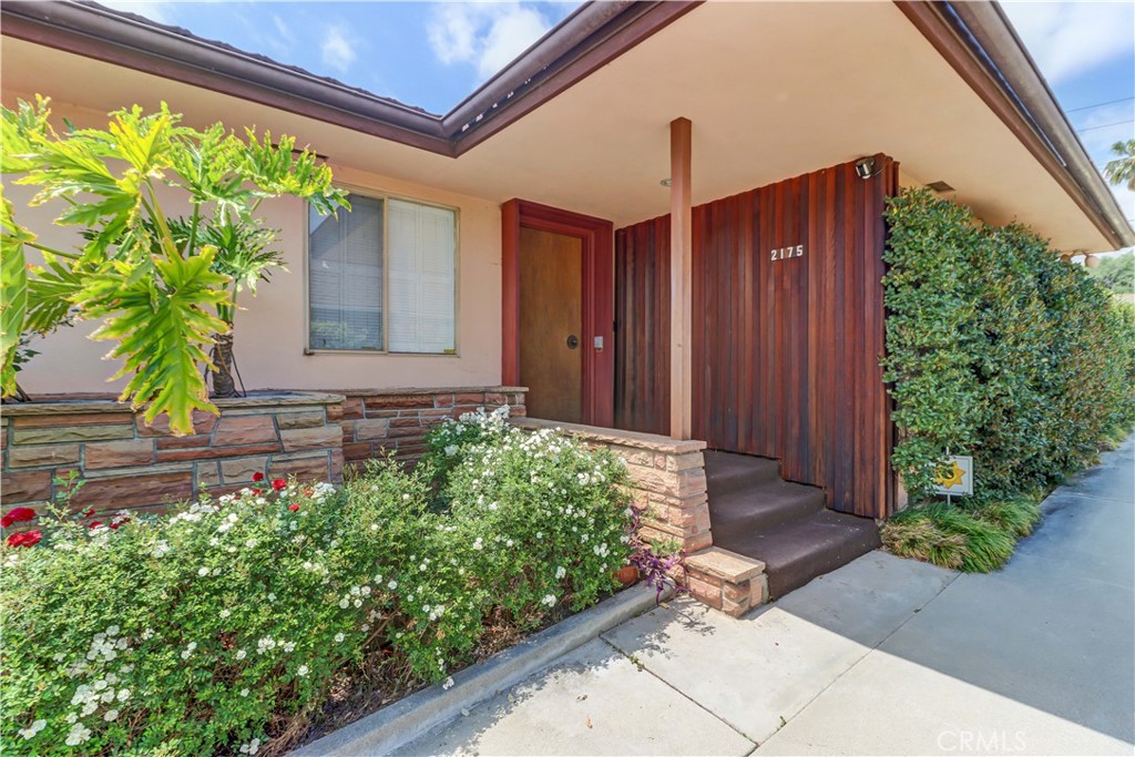 Properties 3 2175 Queensberry Road