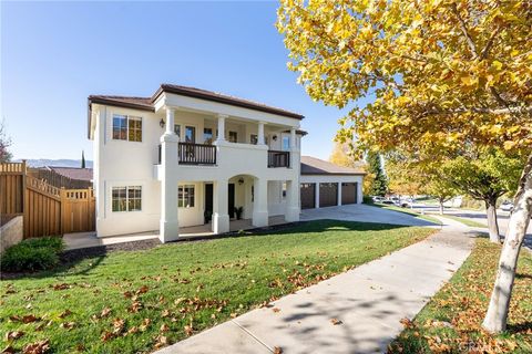 Photo of 1751 Skyview Drive, Paso Robles, CA 93446 (MLS # NS25226643)