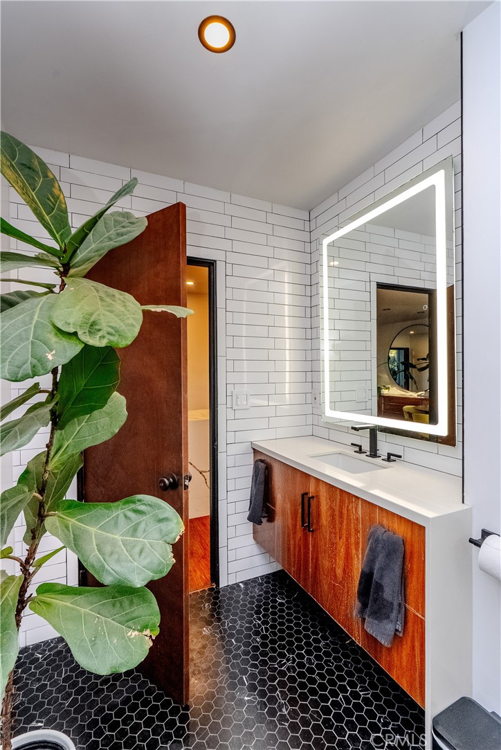 Eastside (ES) - Residential