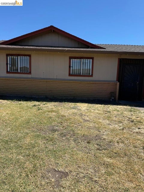 Photo of 485 Jill CIR CIR, Stockton, CA 95210 (MLS # 41142679)