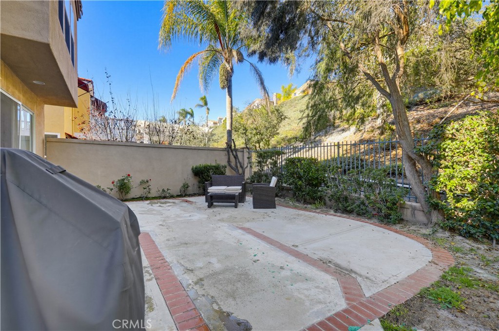 Beverly Court (FBC) - Residential Lease