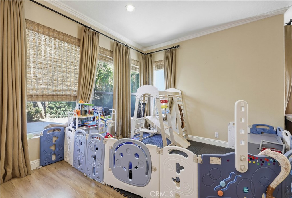 Beverly Court (FBC) - Residential Lease