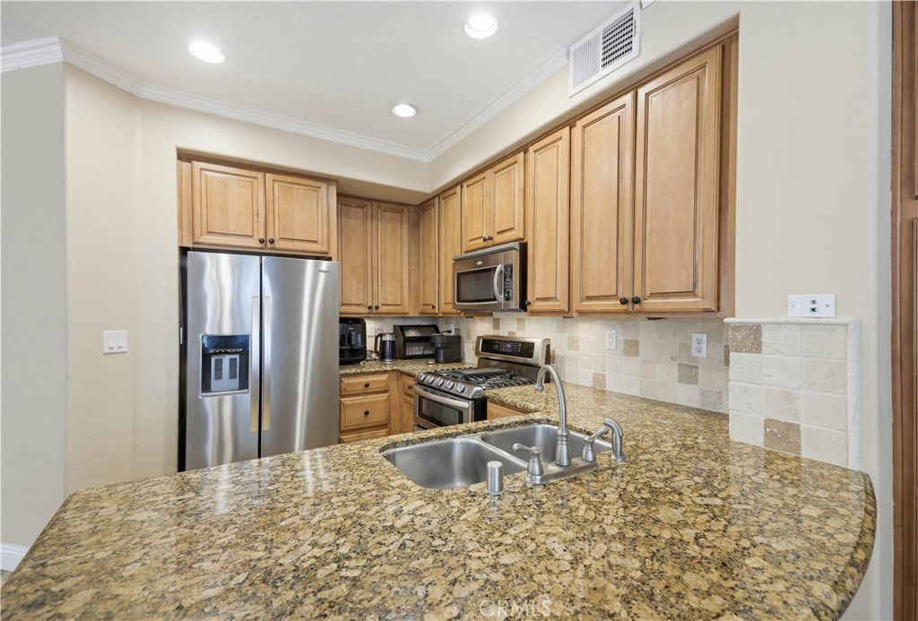 Beverly Court (FBC) - Residential Lease