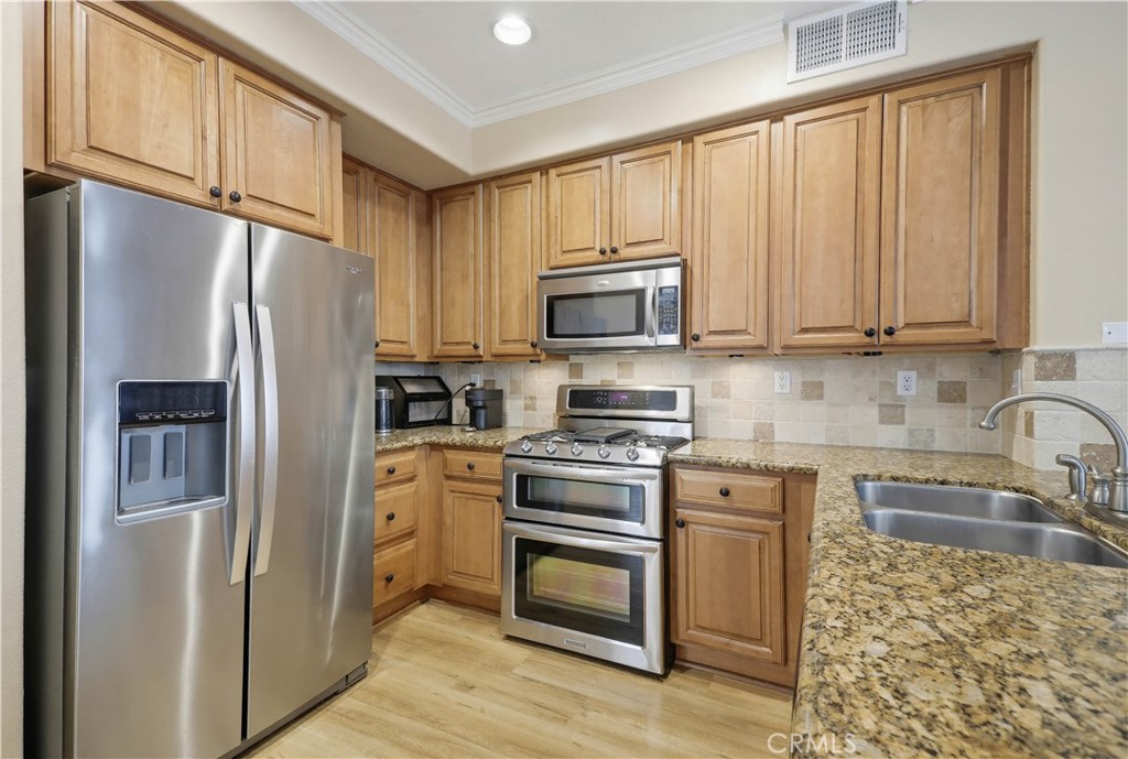 Beverly Court (FBC) - Residential Lease