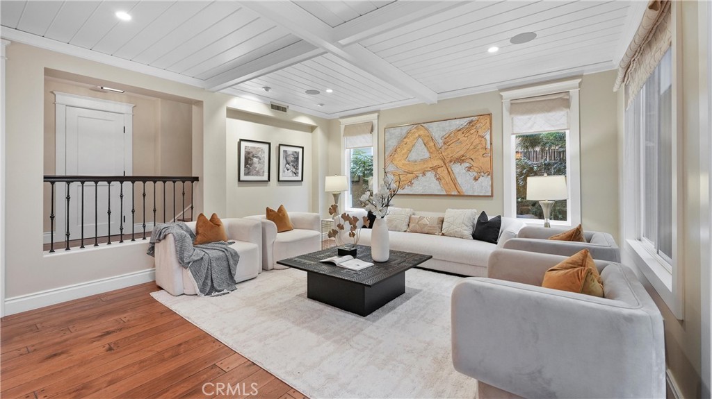 3016 Clearwood Court