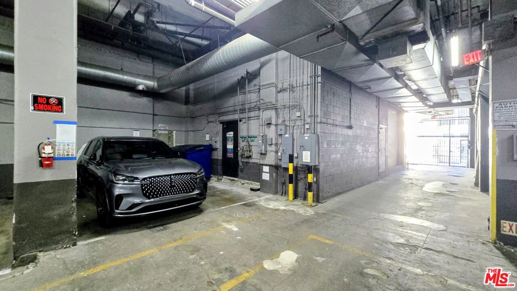 108 W 2nd Street PH1007