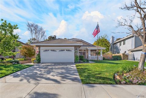 Photo of 27573 Berkshire Hills Place, Valencia, CA 91354 (MLS # SR26052044)