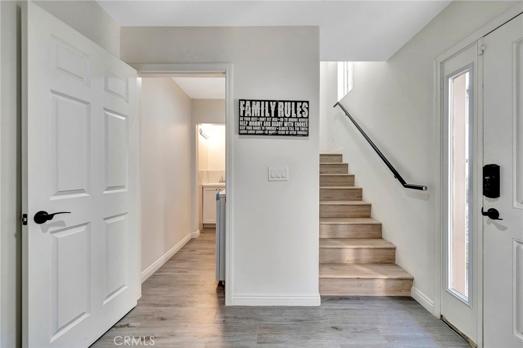 1101 N Maclay 7