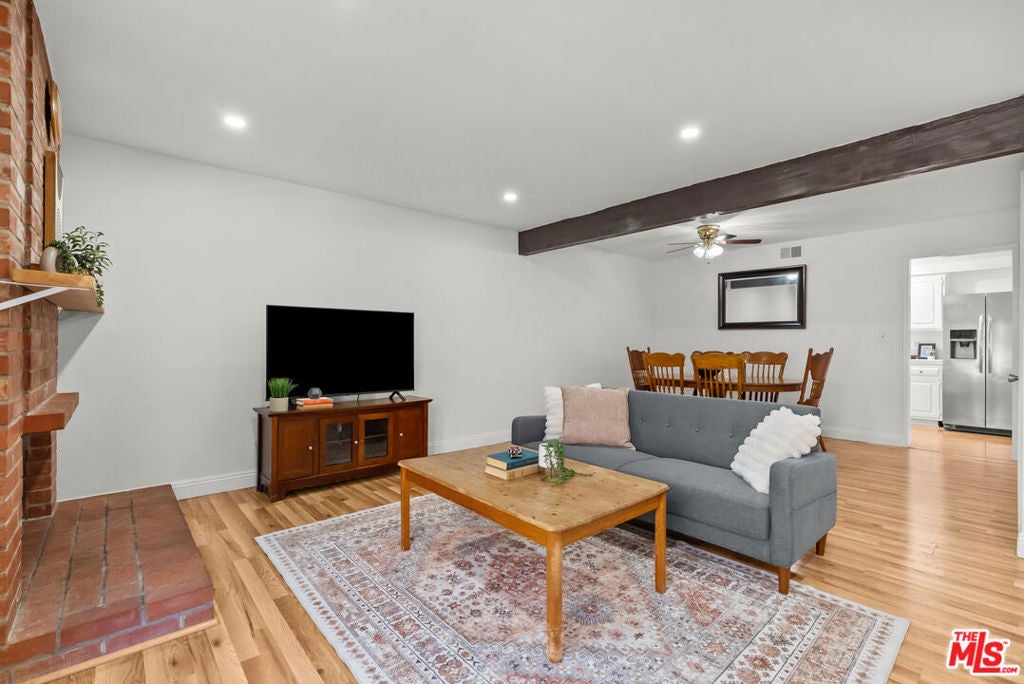 33 Northwoods Lane