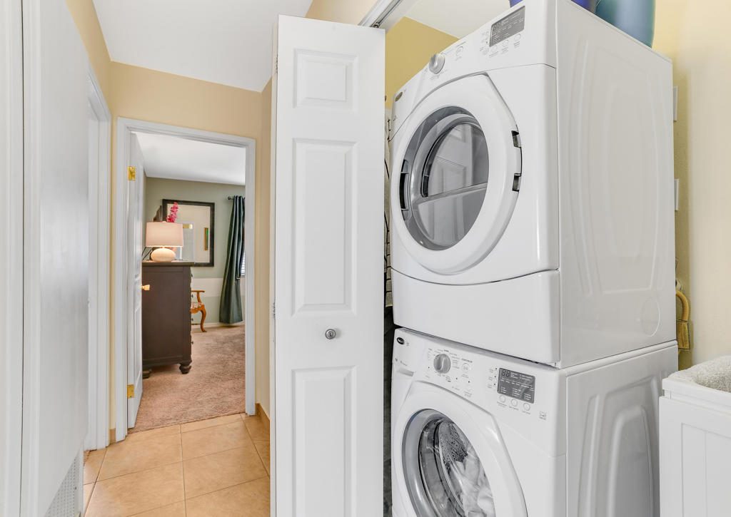 Casa De Oro - Residential Lease