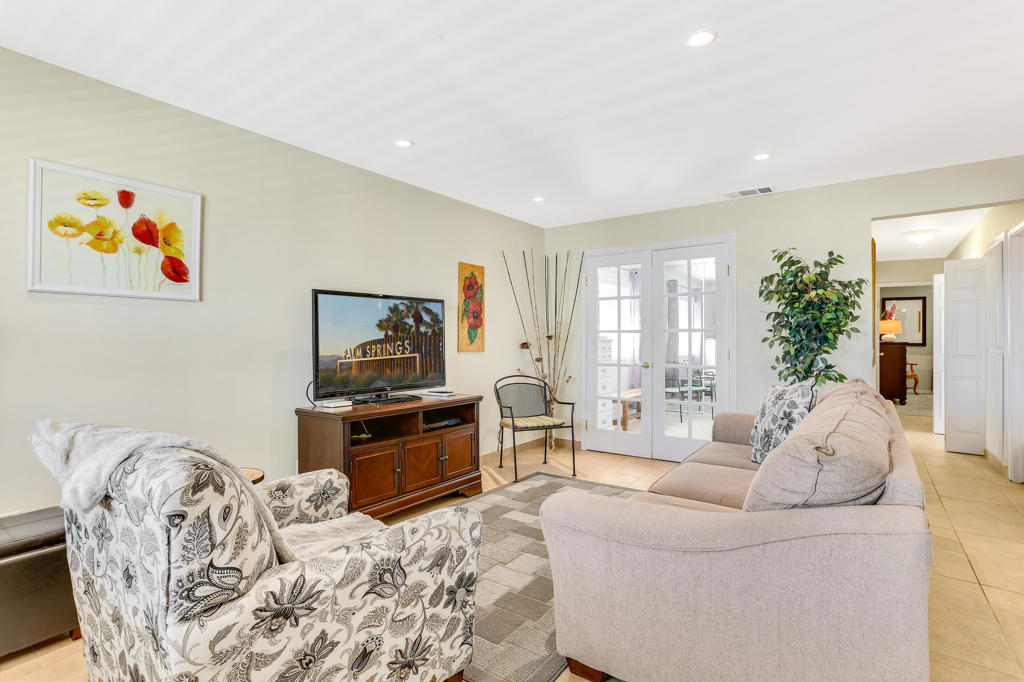 Casa De Oro - Residential Lease