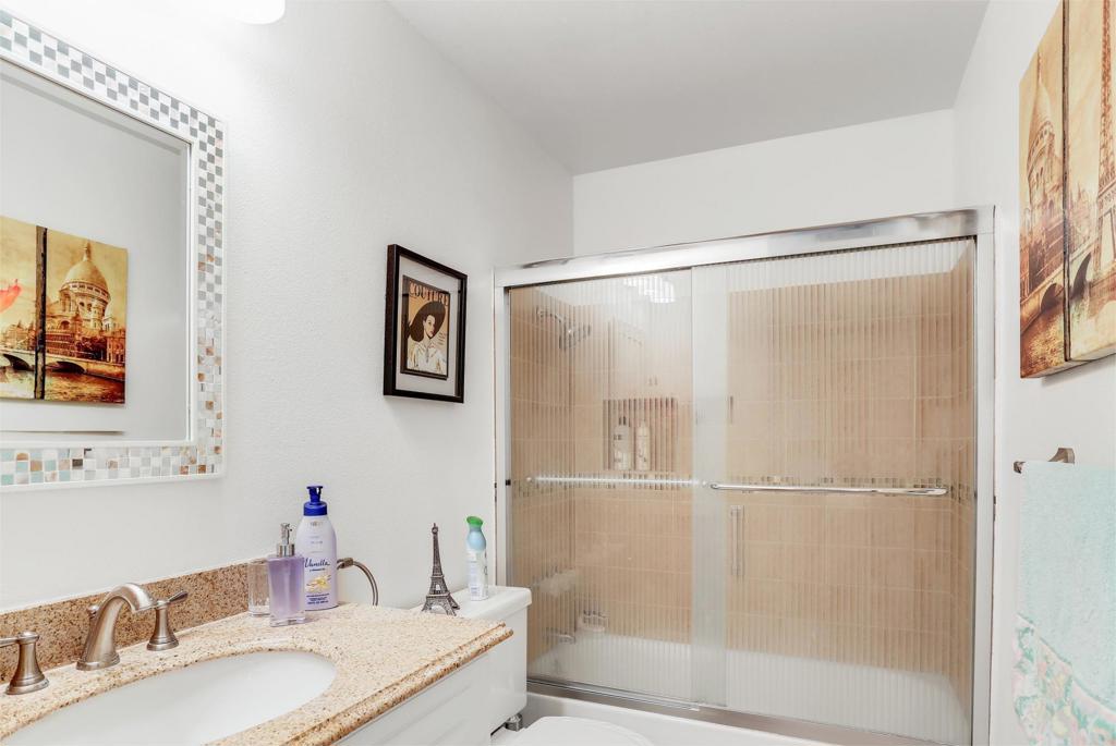 Casa De Oro - Residential Lease