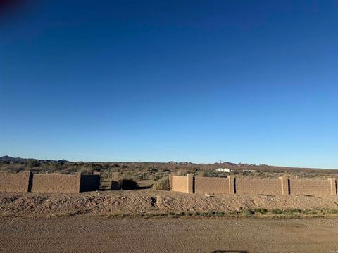 Photo of 2657 Rio Hacienda Way, Palo Verde, CA 92266 (MLS # PTP2601282)