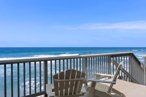Tiny photo for 1445 S Pacific Street #D, Oceanside, CA 92054 (MLS # NDP2606888)