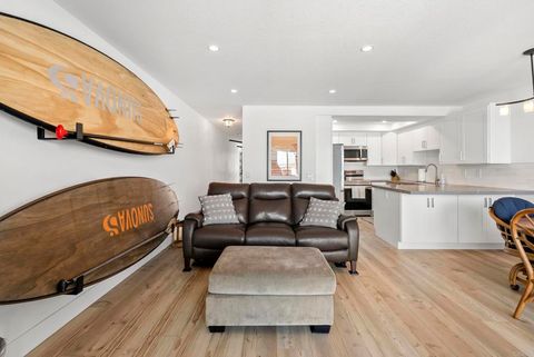 Tiny photo for 1445 S Pacific Street #D, Oceanside, CA 92054 (MLS # NDP2606888)