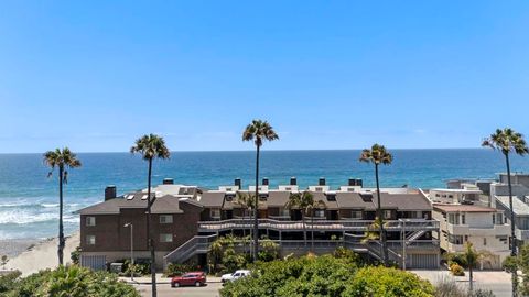 Tiny photo for 1445 S Pacific Street #D, Oceanside, CA 92054 (MLS # NDP2606888)