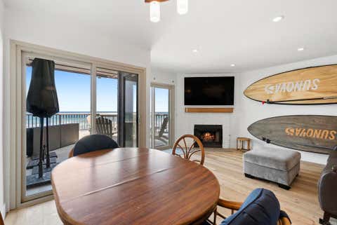 Tiny photo for 1445 S Pacific Street #D, Oceanside, CA 92054 (MLS # NDP2606888)