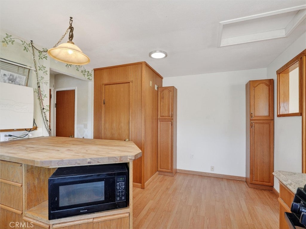 46535 Eastwood S