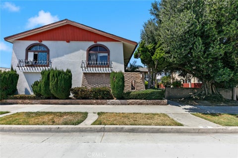 Photo of 245 E Artesia BLVD, Long Beach, CA 90805 (MLS # PW26138649)