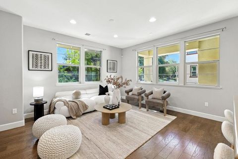 2955 Via Roma Place 42 Santa Clara CA 95051