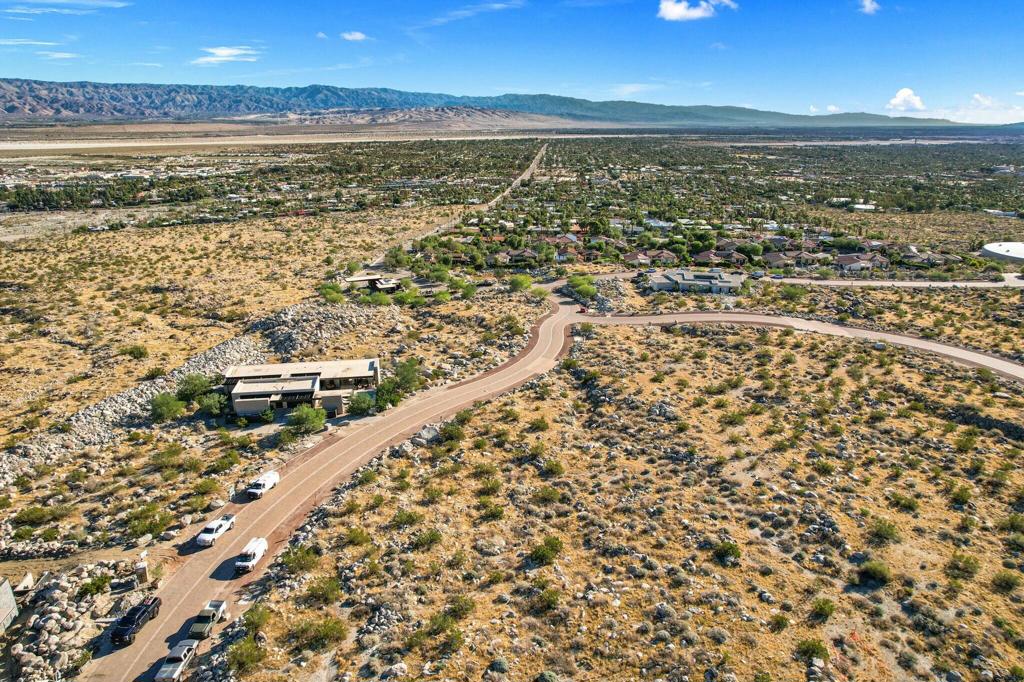 Desert Palisades - Land