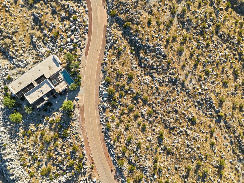 Desert Palisades - Land