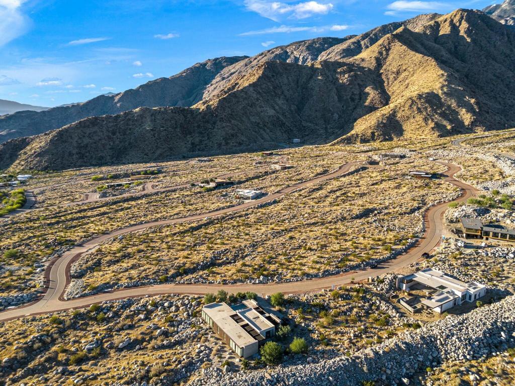 Desert Palisades - Land