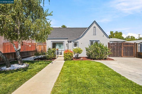 Photo of 1455 Mckendrie St ST, San Jose, CA 95126 (MLS # 41145317)