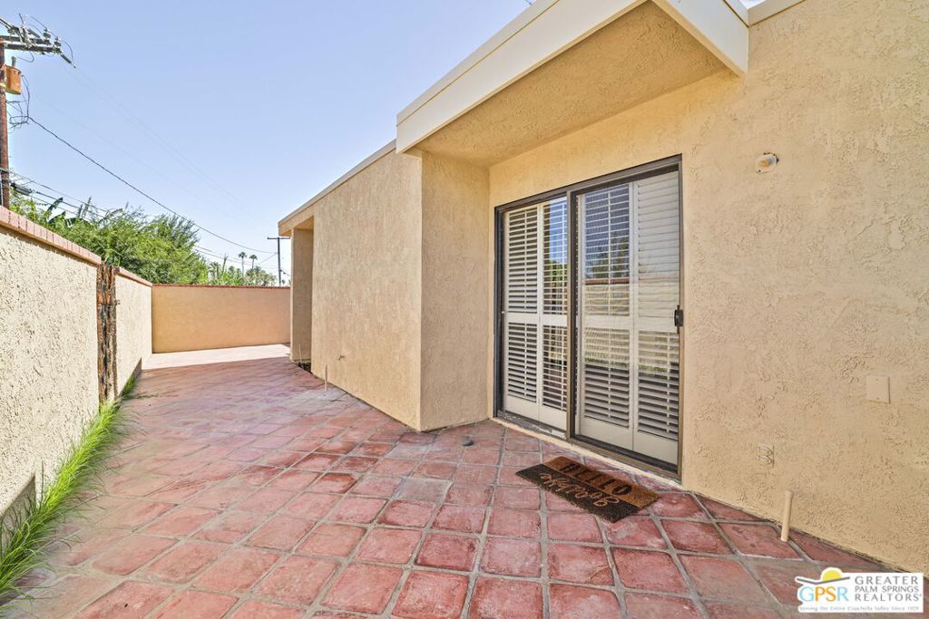 Portola Village - Residential