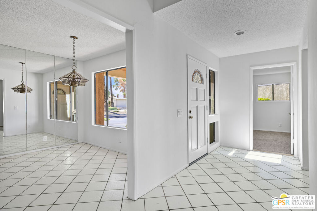Portola Village - Residential