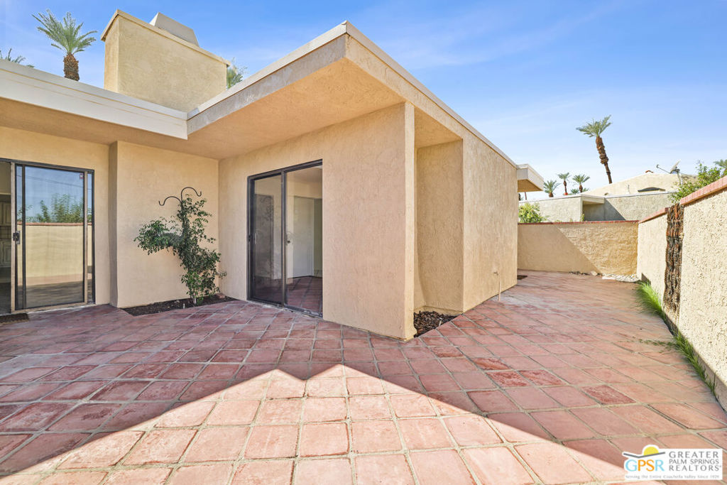 Portola Village - Residential