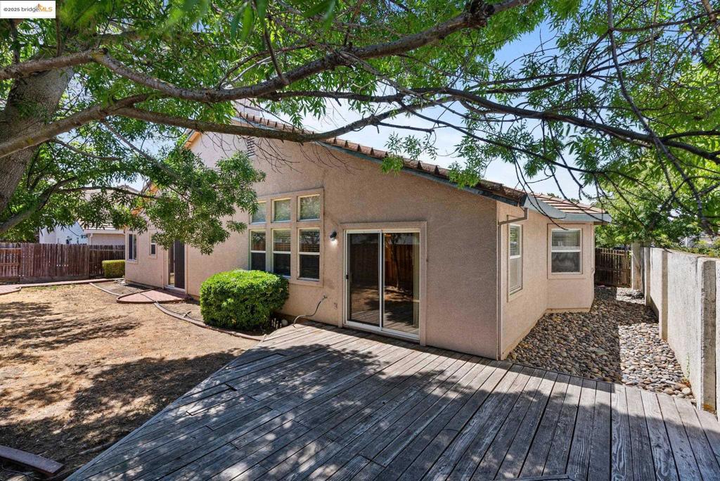 DEER VALLEY ESTS - Residential